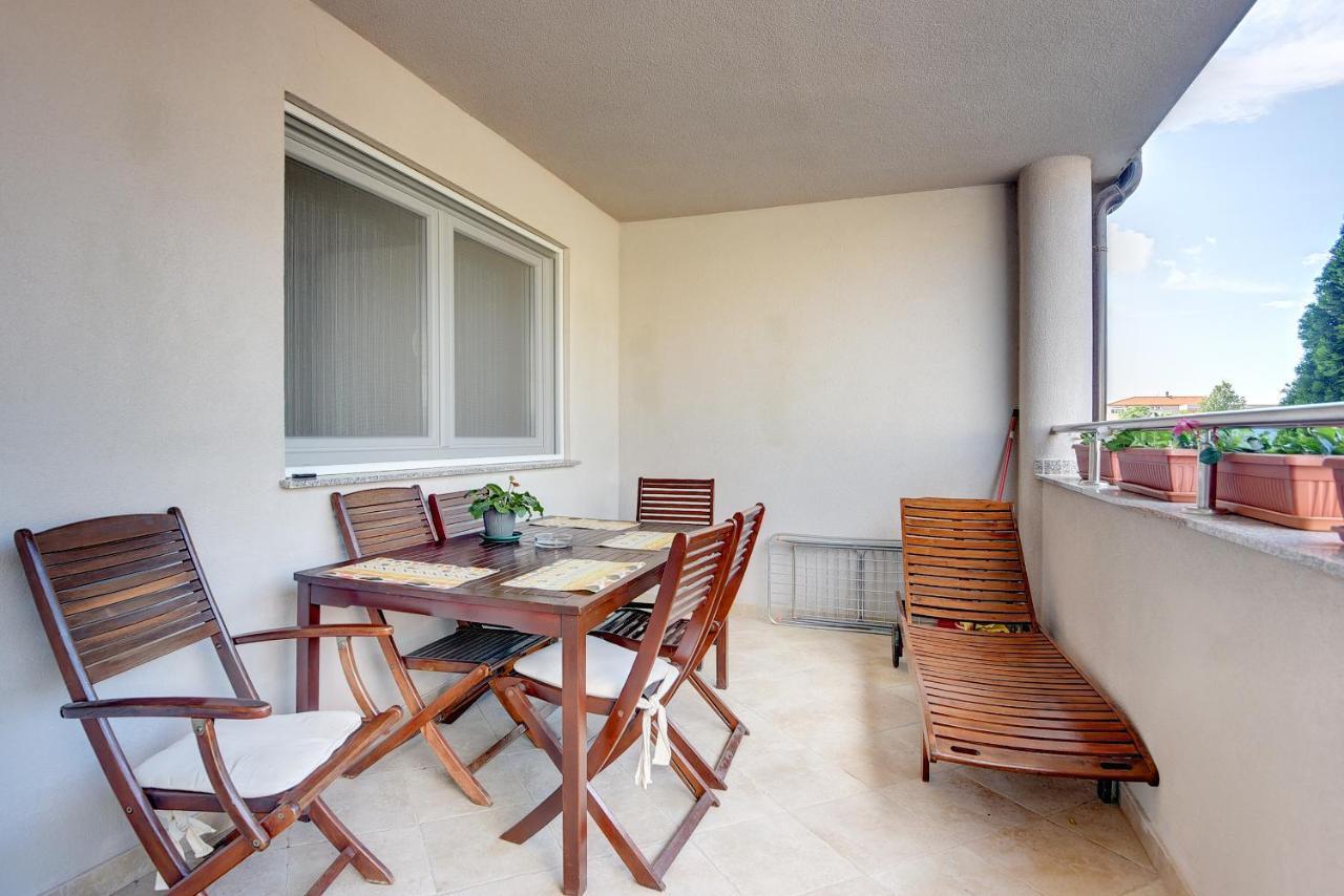מדולין Apartment Mores מראה חיצוני תמונה